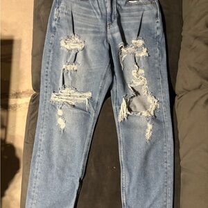 American Eagle Outfitters Curvy Mom Jeans in Blue